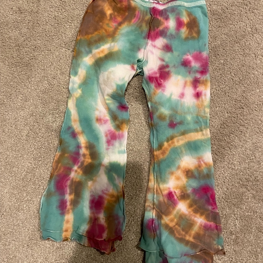 Out of control nylon tie dye pants 4T